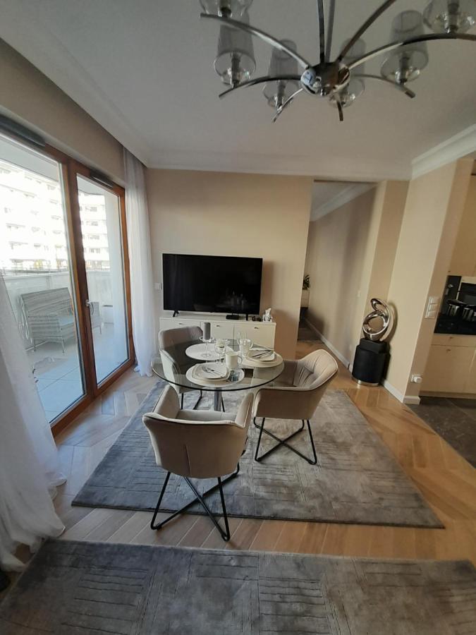 Beige Mood City Apartment Вроцлав Экстерьер фото