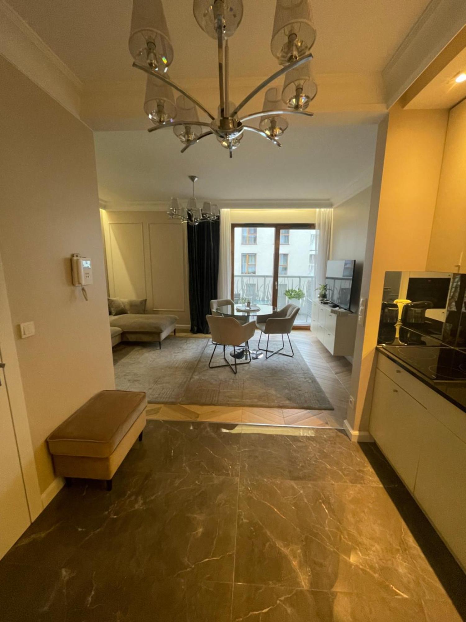 Beige Mood City Apartment Вроцлав Экстерьер фото